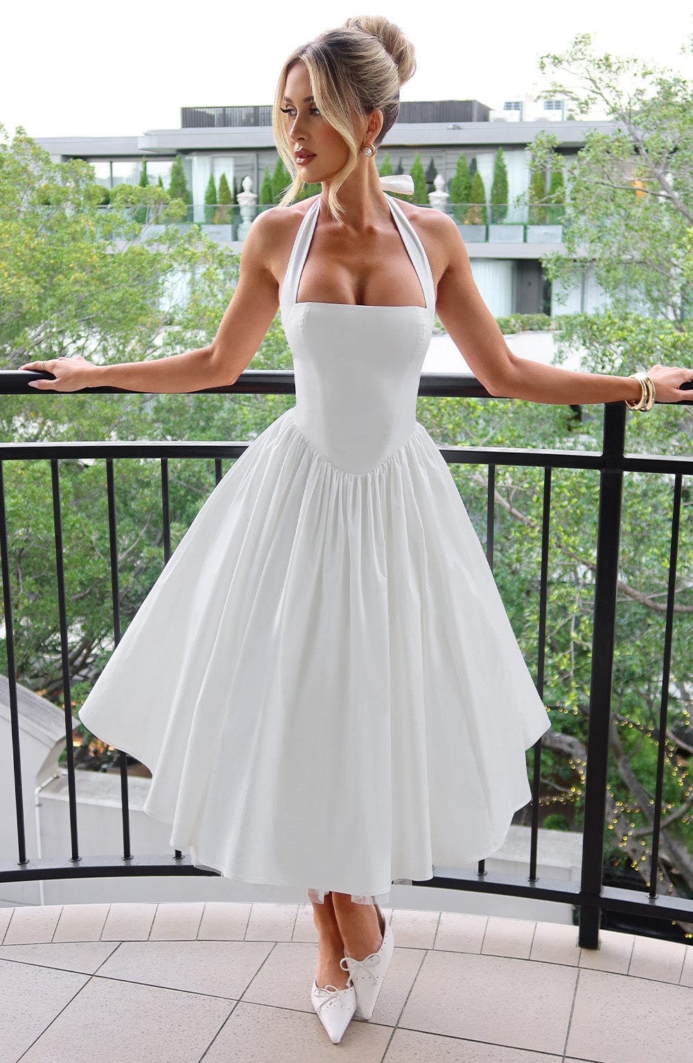 Aurelis | Women’s Elegant Halter-Neck Dress